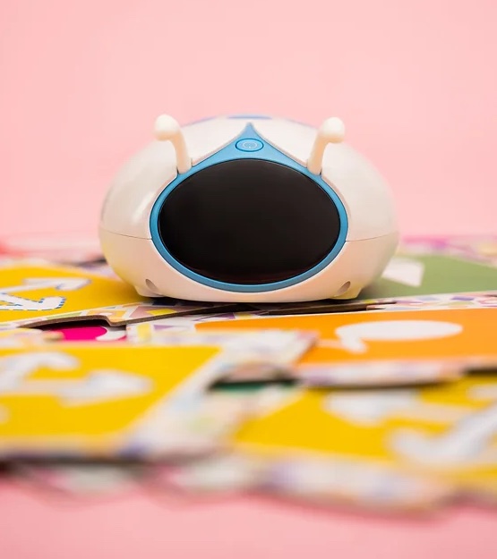 The ultimate holiday gift guide for kids: supporting black-owned businesses Coding robot on successful black parenting magazine